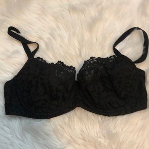 VS Black Lacy Bra 38DDD